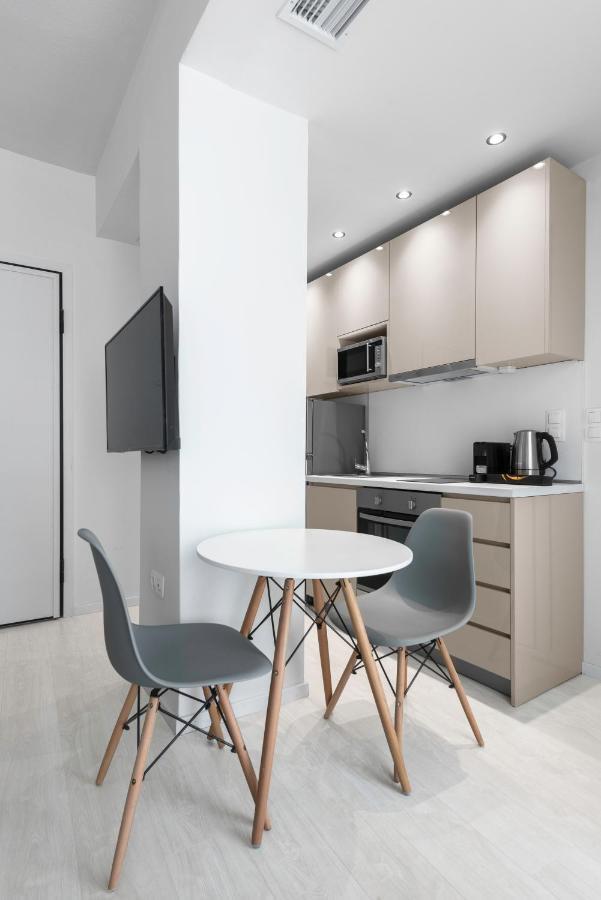 Denizen Boutique Apartments, Nilie Hospitality Mgmt Szaloniki Kültér fotó